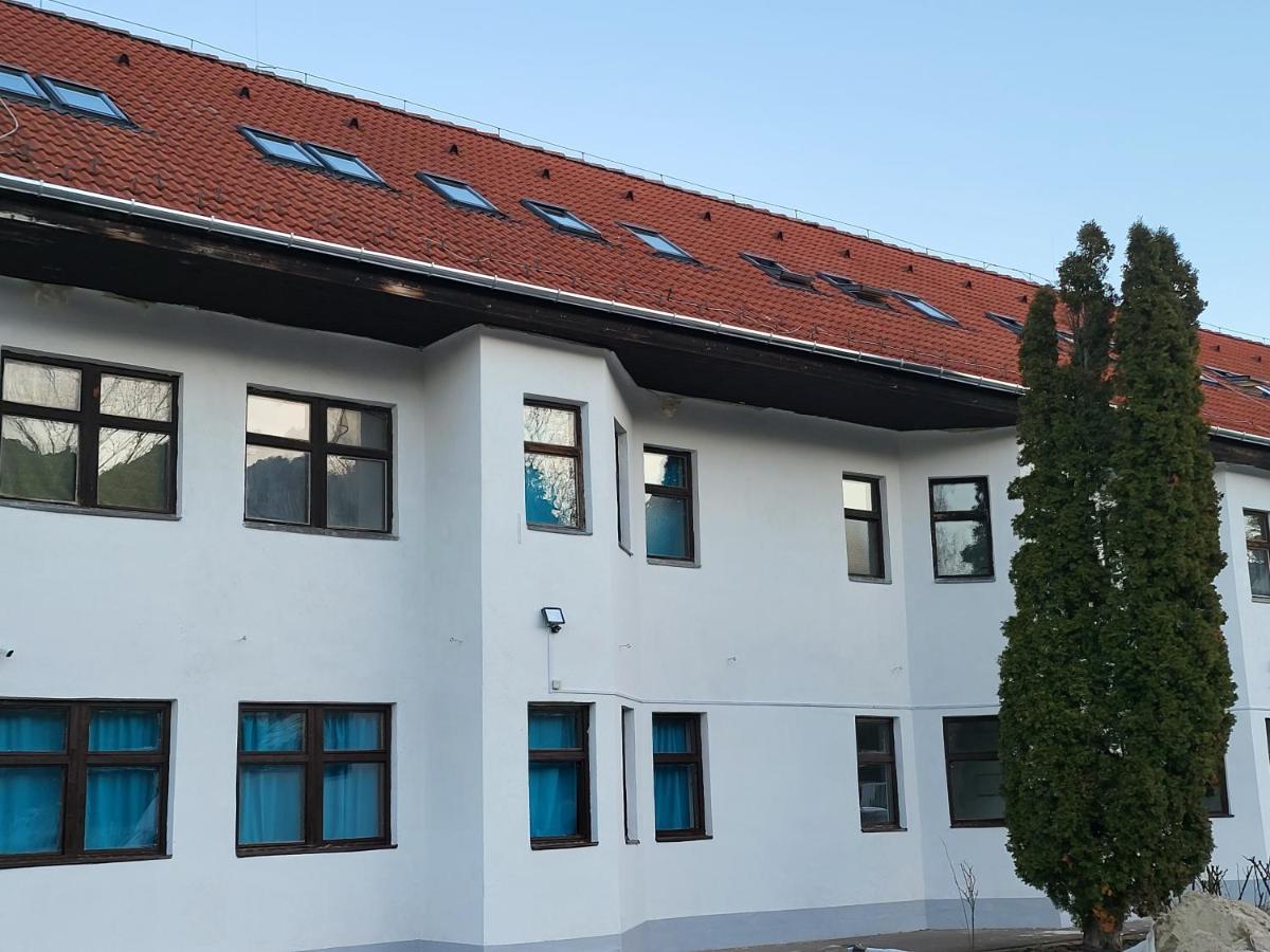 Kuelker Hostel بودابست المظهر الخارجي الصورة